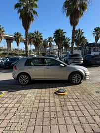 Volkswagen Golf 7 1.6 TDI DSG