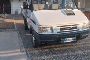 Iveco daily 35.10 ribaltabile a tre lati