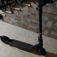 Monopattino elettrico e Casco 