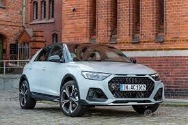 Musata completa e ricambi vari AUDI A1 2023