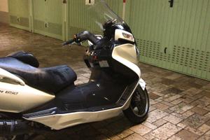 suzuki burgman 650 executive