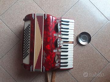 fisarmonica farfisa