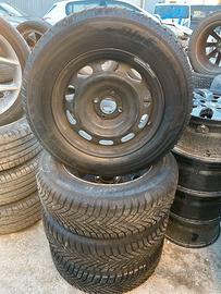 Gomme Yokohama 215/65/16