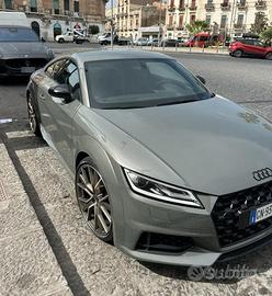 Audi tt 2000 197 cv
