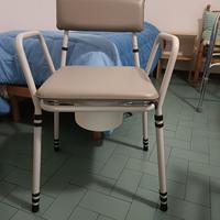 sedia "comoda" con wc