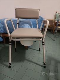 sedia "comoda" con wc