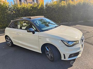 AUDI A1 S-line 1.6 Diesel con Tetto apribile