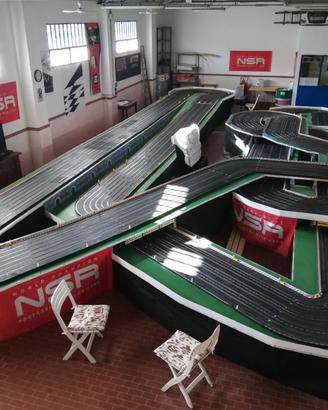 Mega pista Slot Car da 75 metri, marca Carrera.