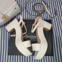 Sandali Primadonna bianchi tacco 39-Come Nuove