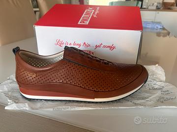 Scarpe uomo Pikolinos