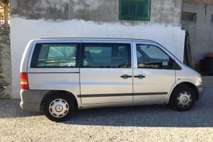 Furgone mercedes vito
