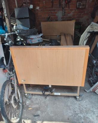letto da ricovero motorizzato mai usato 