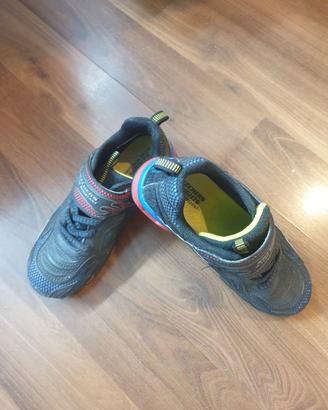 sketchers primigi nike