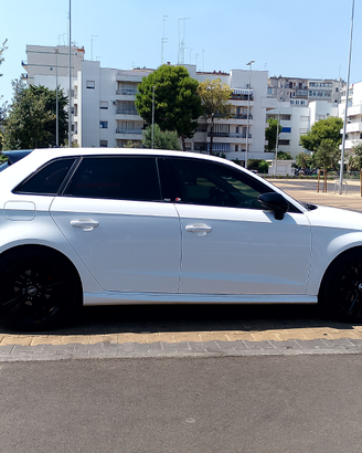 Audi A3 30 1.6 TDI 116 CV S line estetica S3