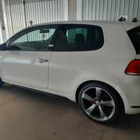 VOLKSWAGEN Golf 6ª serie - 2010