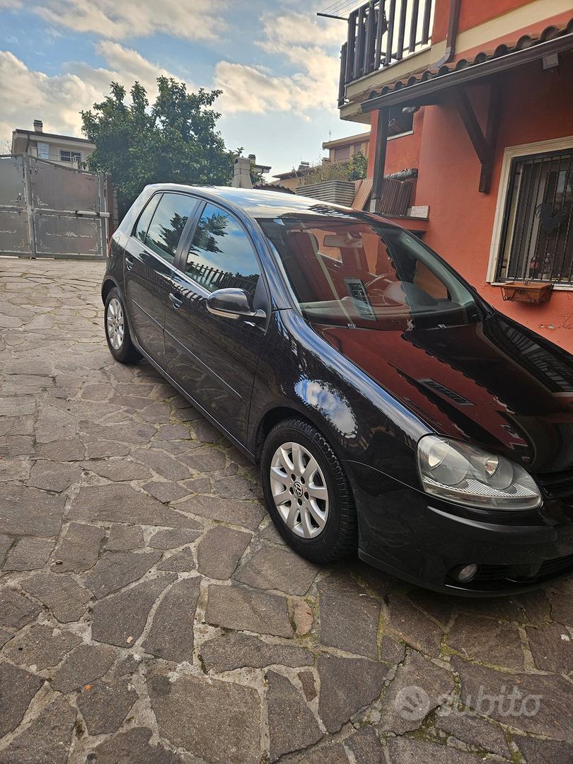 Volkswagen Golf 2004 photo 3