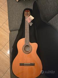 Chitarra Classica Salvator Cortez