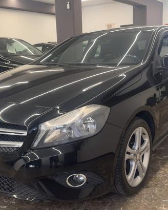 Mercedes-benz A 180 CDI 109CV Sport - 2014