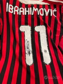 Maglia milan stagione 2011/2012 firmata