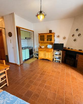 Arcinazzo romano bilocale arredato balcone e p.aut