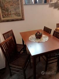 tavolo più sedie 