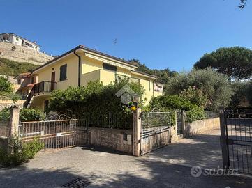 2 LOCALI A BORDIGHERA