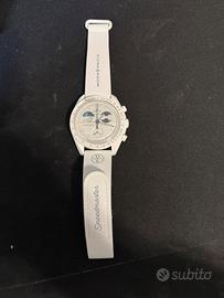 omega swatch heartphase snoopy