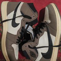 Jordan 1 Retro High OG SP Travis Scott marrone

