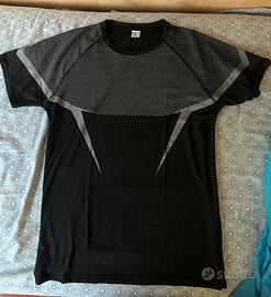 Maglietta compression palestra taglia L