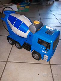 Camion betoniera originale BRUDER