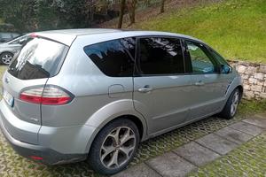 Ford smax