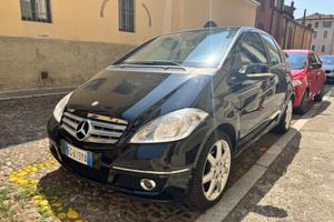 Mercedes Classe A - Sport Blue Efficiency