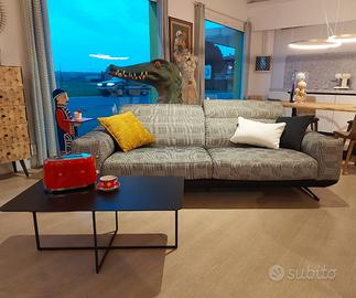 DIVANO IN PROMO PER CAMBIO VETRINA