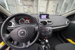 RENAULT Clio 1.2 16V 5 porte Dynamique