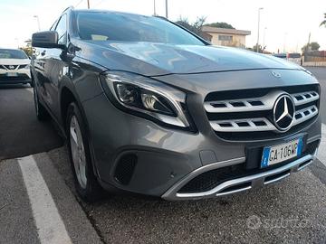 Mercedes-benz GLA 220 d Automatic 4Matic Premium