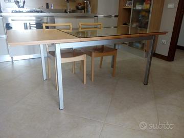 Tavolo in legno e lastra Calligaris