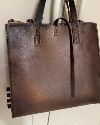 Borsa Manila Grace