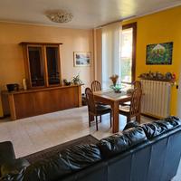 Trilocale arredato Busnago