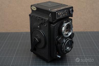 Yashica MAT 124G