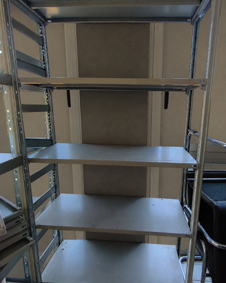 Scaffali uso garage e ufficio 