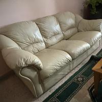 Divano in pelle, 3 posti a sedere