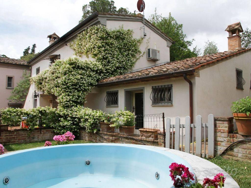 Rustico / Casale di 500 m² con 5 locali e box auto - Vista 5