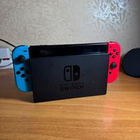 Nintendo Switch + Super Mario Odissey
