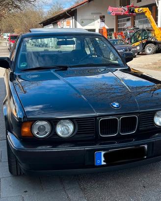 BMW E34 520i automatica