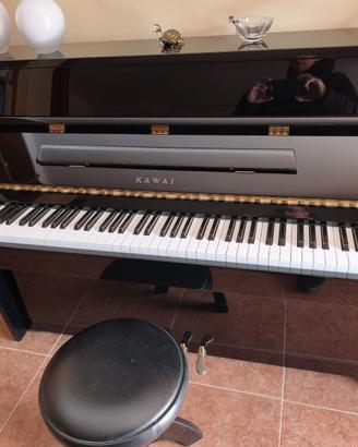 Pianoforte Verticale KAWAI – Come Nuovo.