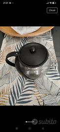 teiera con infusore