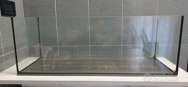Vasca in vetro per pesci o tartarughe 