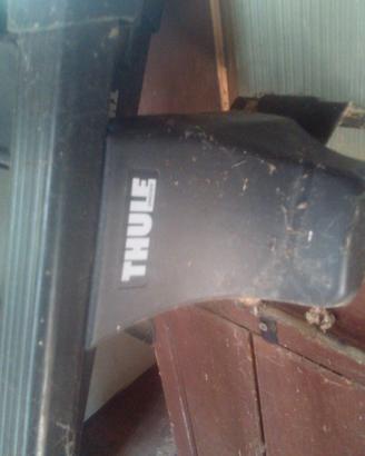 Barre portatutto regolabili per auto