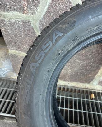 Pneumatici invernali Lassa 185/65 R15