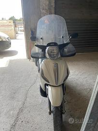 Beverly 125